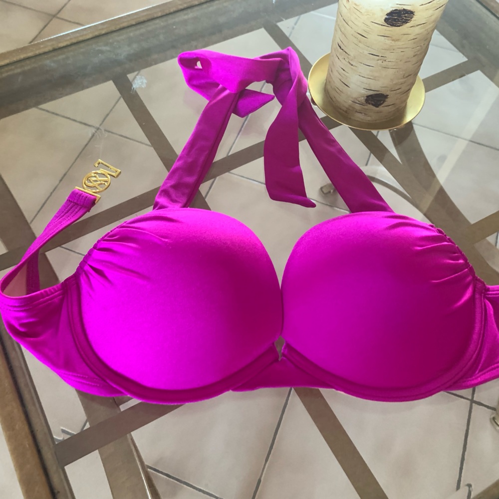 Victoria secret bombshell